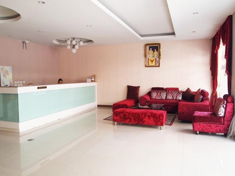 Royal Bombay Suites Джомтьен Экстерьер фото
