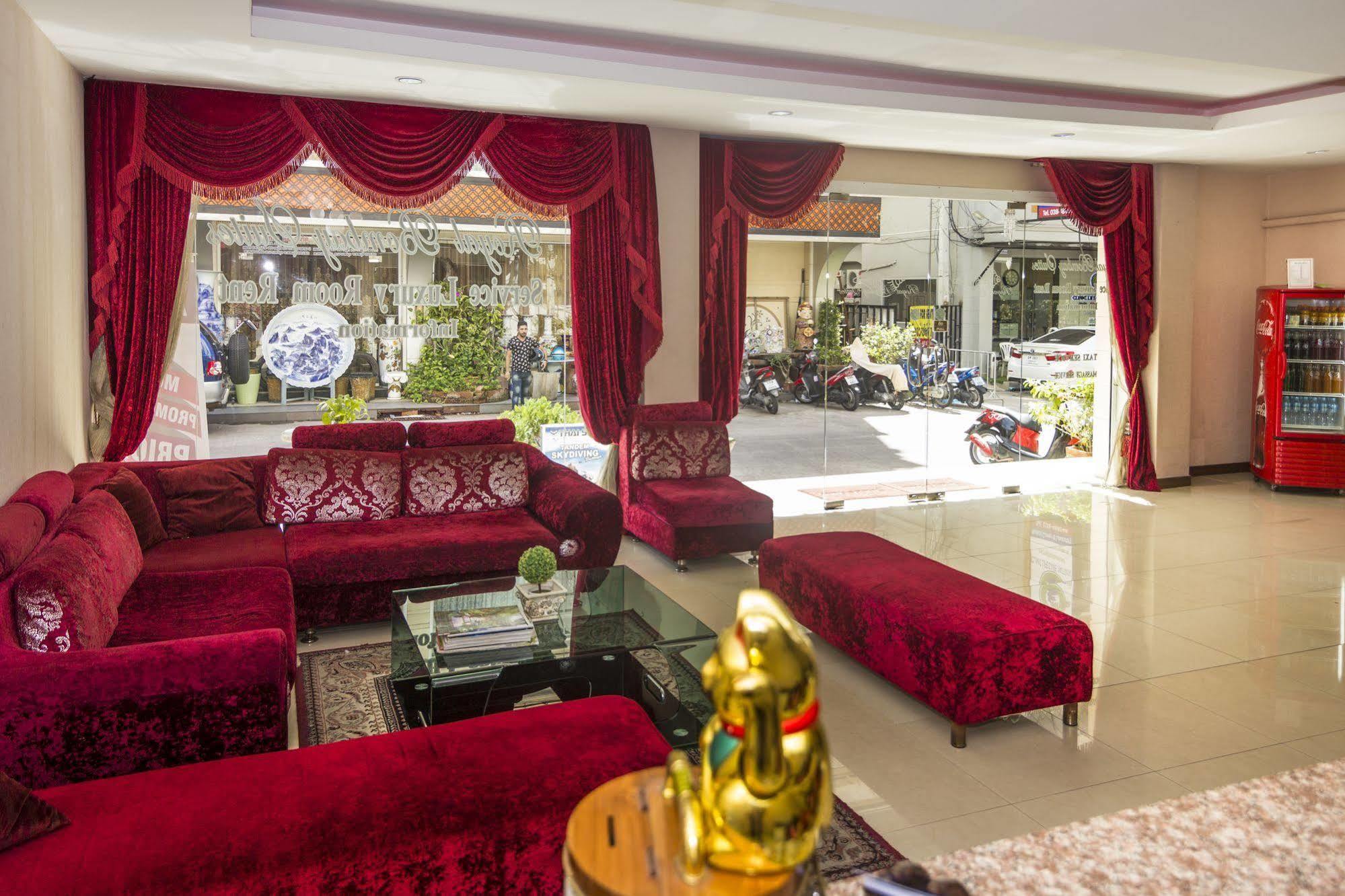Royal Bombay Suites Джомтьен Экстерьер фото